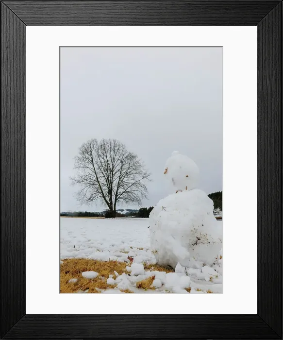 Framed Print : Snow scene at Rawdons Hotel near Nottingham Road Framed Print : Snow scene at Rawdons Hotel near Nottingham Road
