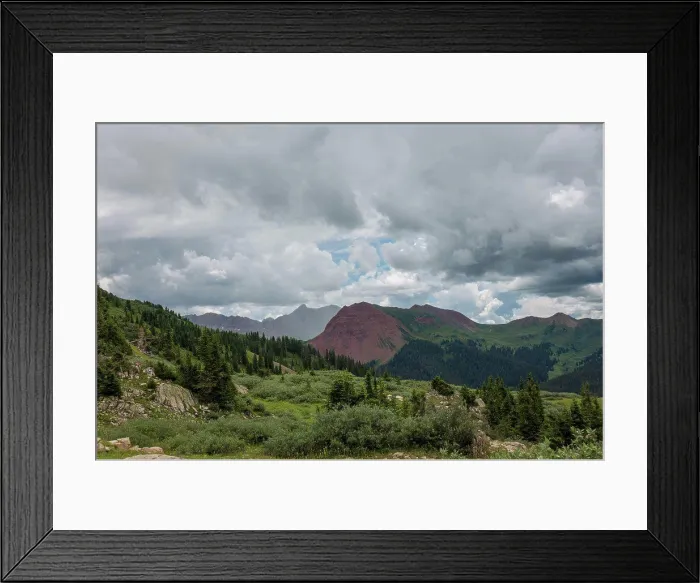 Framed Print : Cloudy landscape with clouds. Aspen, Colorado, USA Framed Print : Cloudy landscape with clouds. Aspen, Colorado, USA