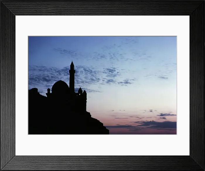 Framed Print : Silhouette of a mosque at dusk