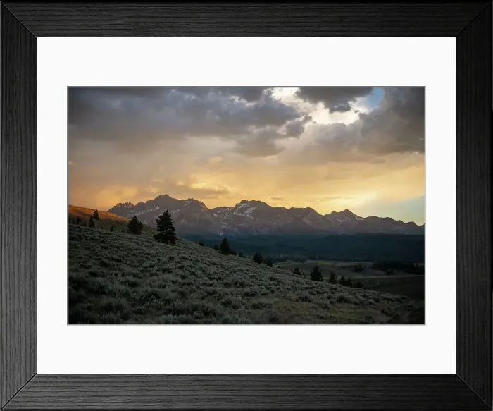 Framed Print : Big Agnes Camping LOWA Colorado Ecletticos German Shorthair Pointecamping Framed Print : Big Agnes Camping LOWA Colorado Ecletticos German Shorthair Pointecamping