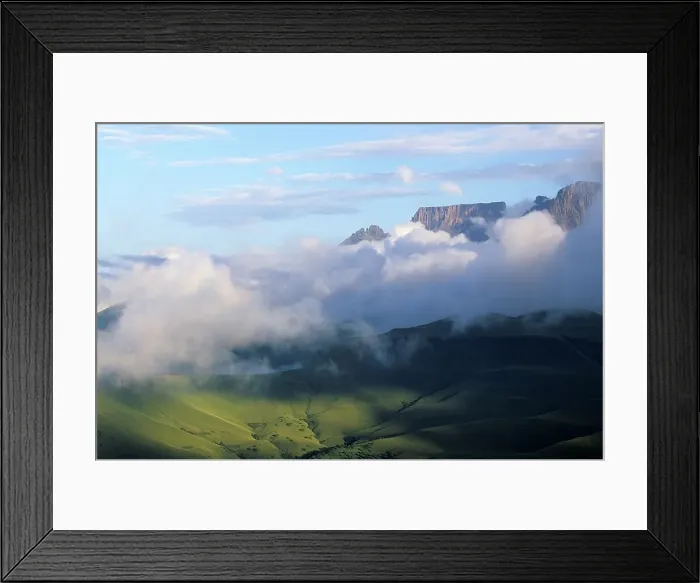 Framed Print : View. From the Neck to Champagne Castle and Cathkin Peak