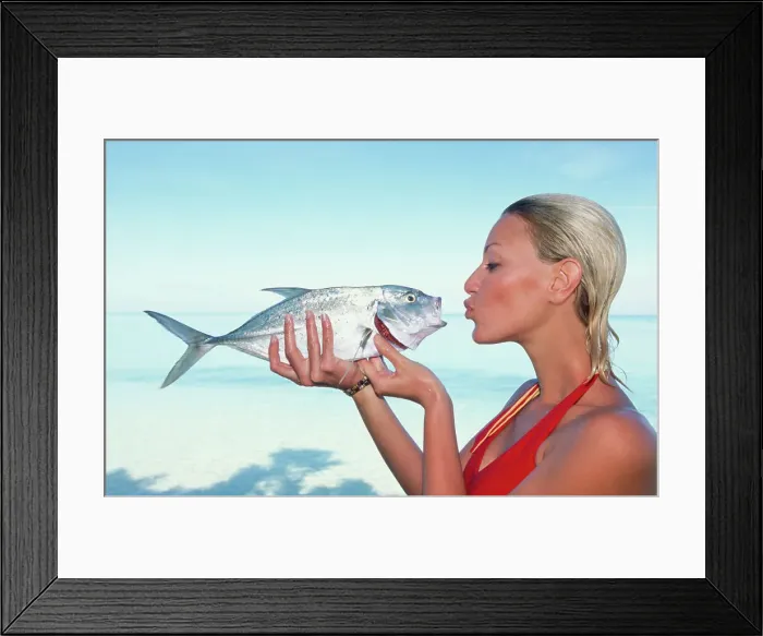 Framed Print : Relaxing in paradise