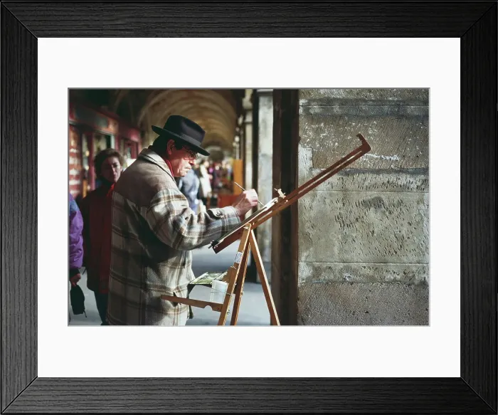 Framed Print : Artist painting at a market, Paris