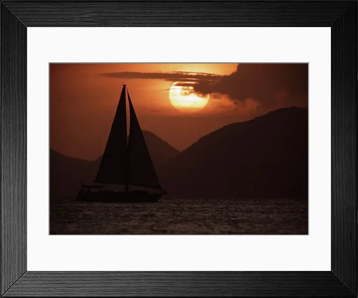 Framed Print : Silhouette of a sailboat in the ocean Framed Print : Silhouette of a sailboat in the ocean