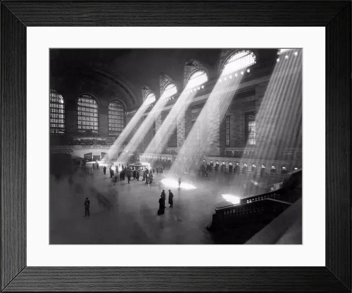 Framed Print : New York, New York: c. 1940's. An interior shot of the Grand Central Railroad Station Framed Print : New York, New York: c. 1940's. An interior shot of the Grand Central Railroad Station