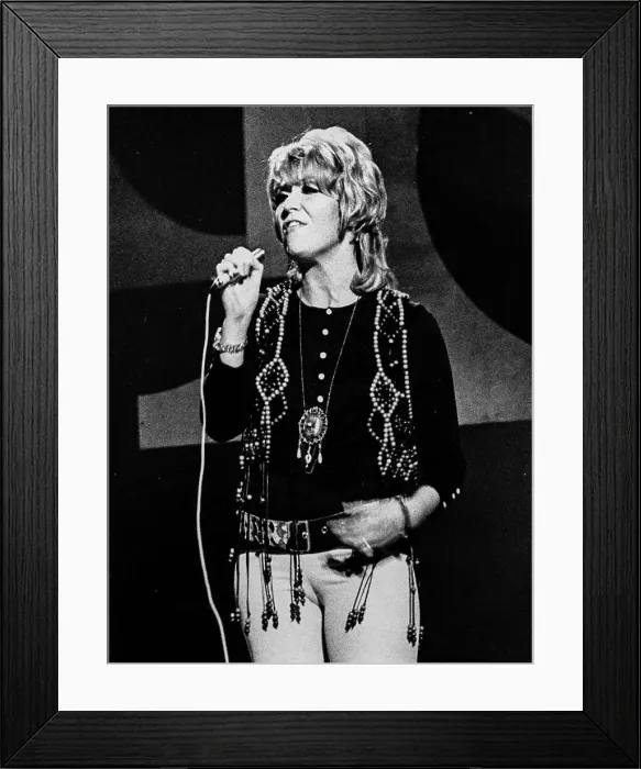 Framed Print : Dusty Springfield, 70s Framed Print : Dusty Springfield, 70s