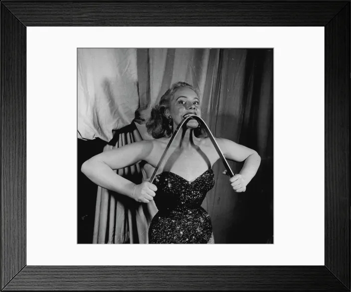 Framed Print : Smiling and almost without sign of strain Framed Print : Smiling and almost without sign of strain