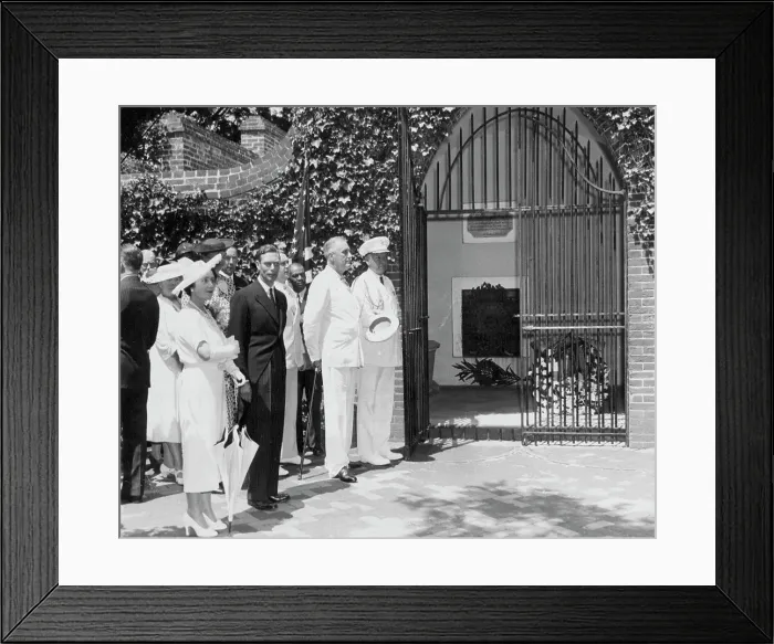 Framed Print : Royalty At Washington's Tomb -- At the tomb of George Washington ***** Framed Print : Royalty At Washington's Tomb -- At the tomb of George Washington *****