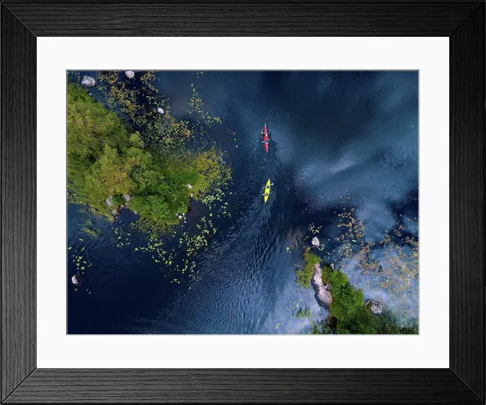 Framed Print : Aerial view of people kayaking in¶ÿVuoksi¶ÿriver Framed Print : Aerial view of people kayaking in¶ÿVuoksi¶ÿriver