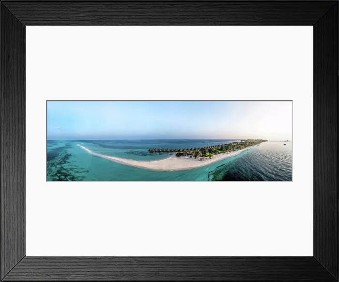 Framed Print : Maldives, Lhaviyani Atoll, Kuredu