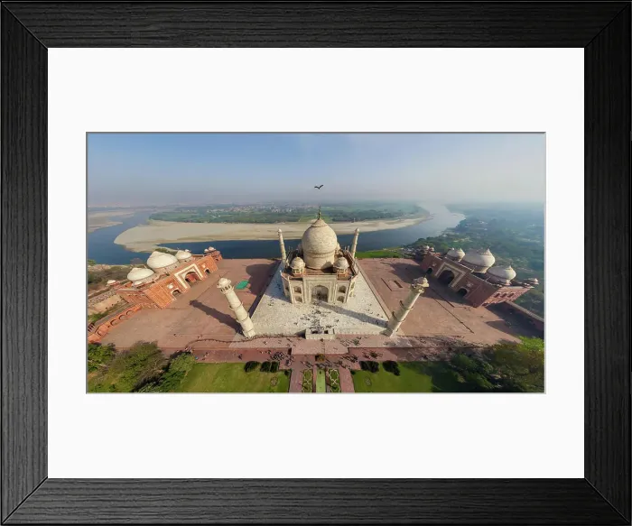 Framed Print : Aerial view of tourists in Agra, Taj Mahal, India Framed Print : Aerial view of tourists in Agra, Taj Mahal, India