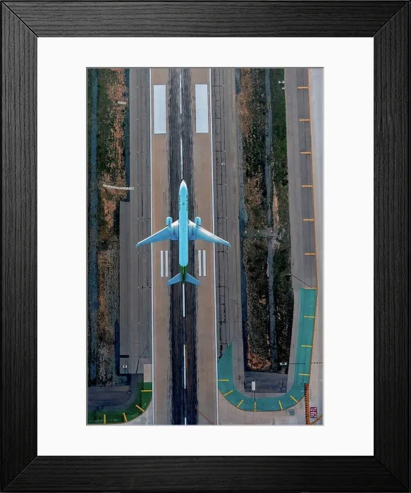 Framed Print : LAX, Los Angeles International Airport, Runway, Jet taking off, Los Angeles, Los Angeles County, California, USA Framed Print : LAX, Los Angeles International Airport, Runway, Jet taking off, Los Angeles, Los Angeles County, California, USA