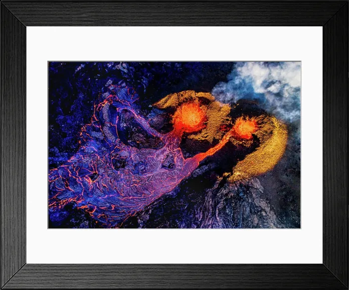 Framed Print : Aerial view of the recent active volcano in the Geldingadalir valley at Fagradalsfjalli mountain