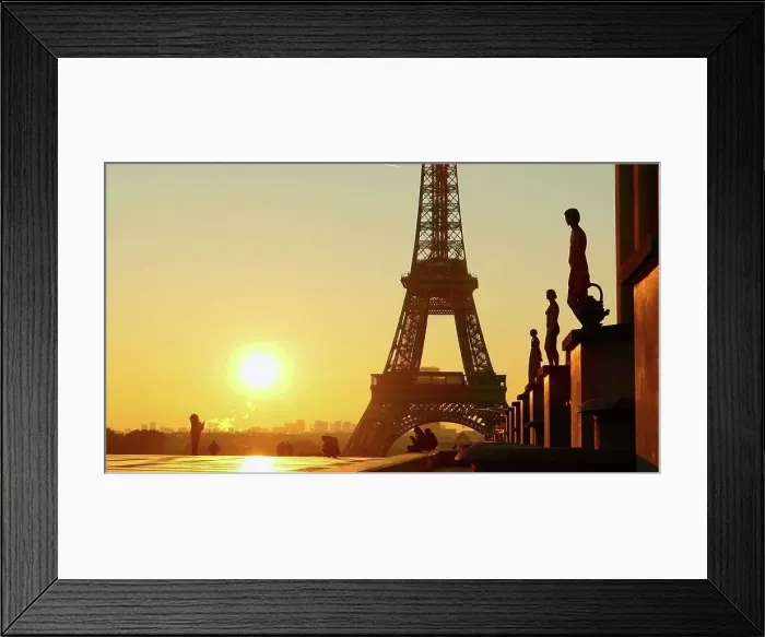 Framed Print : Tour Eiffel at sunrise, Paris, Ville de Paris, Ile de France, France Framed Print : Tour Eiffel at sunrise, Paris, Ville de Paris, Ile de France, France