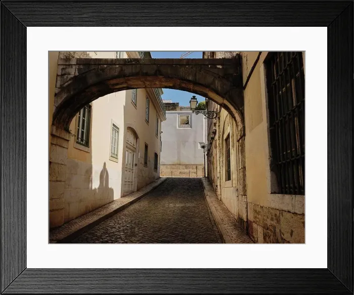 Framed Print : Narrow alley way in Portugal Framed Print : Narrow alley way in Portugal