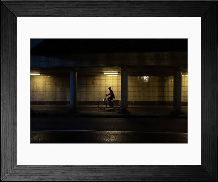 Framed Print : Daily life in Amsterdam, Netherlands. Vie quotidienne a Amsterdam, Pays-Bas Framed Print : Daily life in Amsterdam, Netherlands. Vie quotidienne a Amsterdam, Pays-Bas