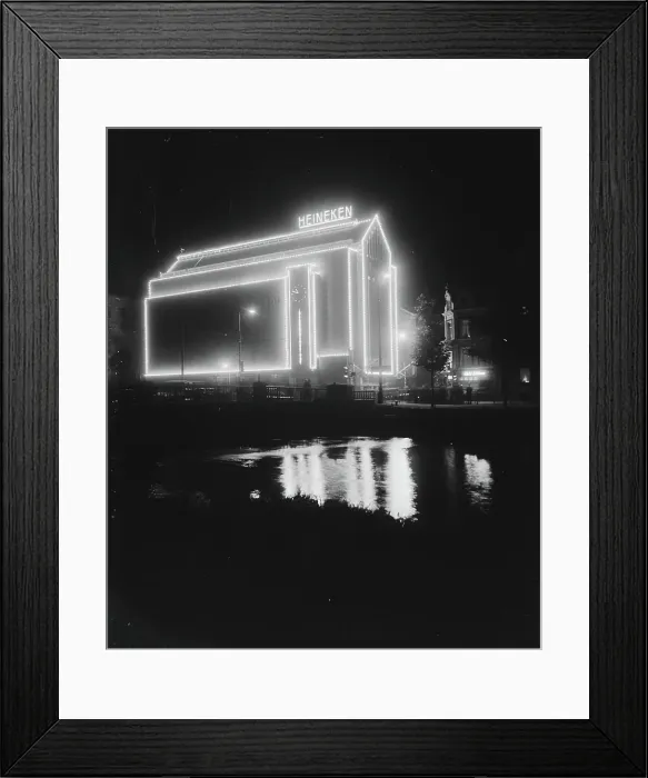 Framed Print : Anefo photo collection. Lighting Amsterdam. Heineken. August 29, 1948. Amsterdam, Noord-Holland Framed Print : Anefo photo collection. Lighting Amsterdam. Heineken. August 29, 1948. Amsterdam, Noord-Holland
