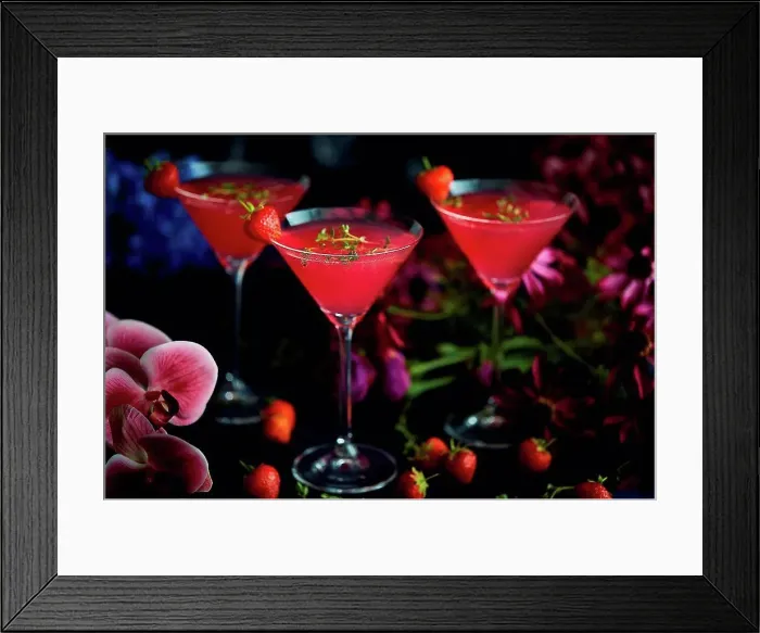 Framed Print : Cocktails in martini glass Framed Print : Cocktails in martini glass