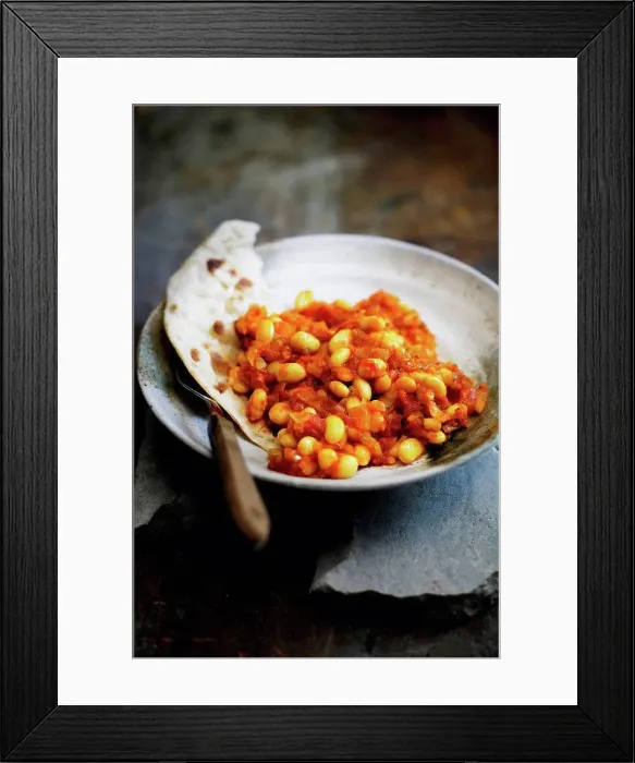 Framed Print : Plate of beans with flatbread Framed Print : Plate of beans with flatbread