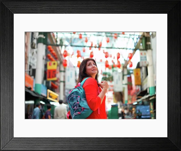 Framed Print : Tourist sightseeing in Chinatown, Kuala Lumpur, Malaysia