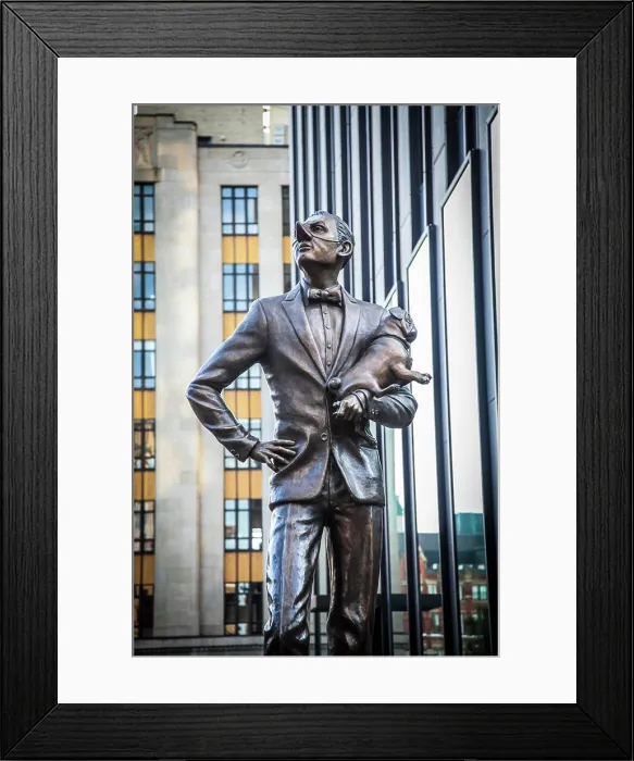 Framed Print : The English Pug statue, one of the pair of statues called The English Pug and the French Poodle Framed Print : The English Pug statue, one of the pair of statues called The English Pug and the French Poodle