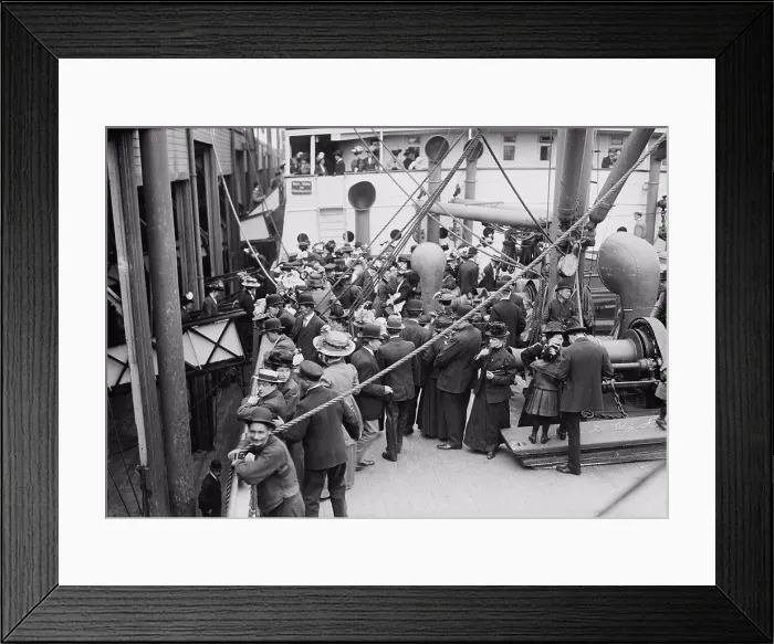 Framed Print : Scandinavian immigrants on deck of liner SS UNITED STATES arrive in New York Harbor Framed Print : Scandinavian immigrants on deck of liner SS UNITED STATES arrive in New York Harbor