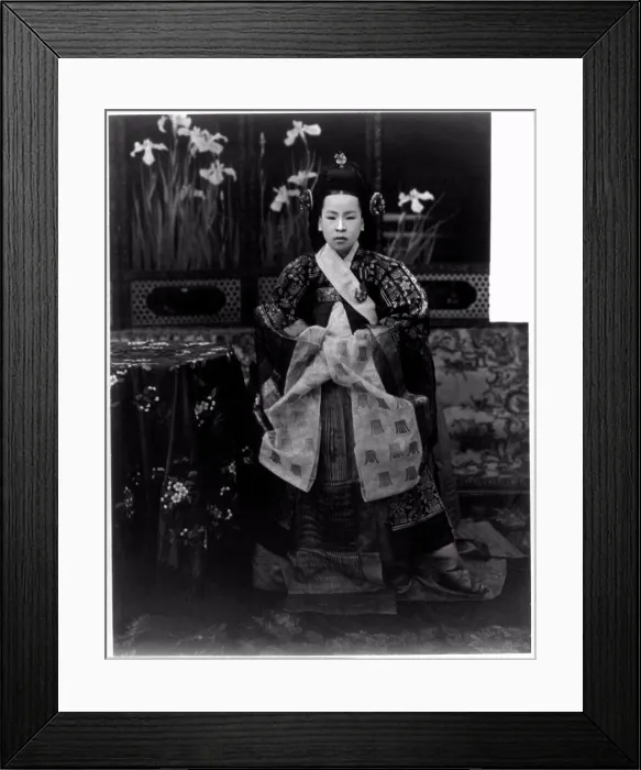Framed Print : Photograph of Empress Sunjeong of the Korean Empire (1894-1966)