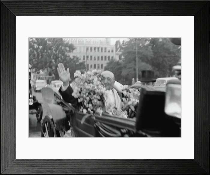 Framed Print : Anefo photo collection. Johan Boskamp 2500x Potasch in Open Landauer by Amsterdam Framed Print : Anefo photo collection. Johan Boskamp 2500x Potasch in Open Landauer by Amsterdam