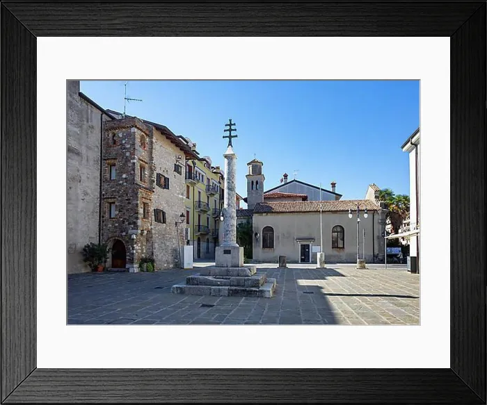 Framed Print : Monument Croce Del Patriarcato Gradese in the old town of Grado, Friuli Venezia Giulia, Italy, Europe Framed Print : Monument Croce Del Patriarcato Gradese in the old town of Grado, Friuli Venezia Giulia, Italy, Europe