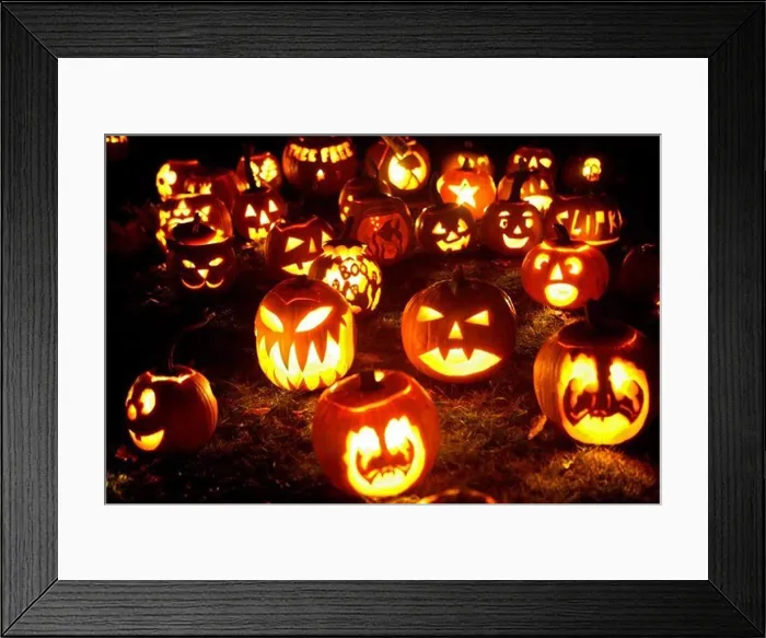 Framed Print : Jack-O-Lantern at Pumpkin Festival in Keene, New Hampshire, USA Framed Print : Jack-O-Lantern at Pumpkin Festival in Keene, New Hampshire, USA