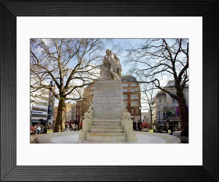 Framed Print : England, London, Leicester Square. A statue of William Shakespeare in Leicester Square Framed Print : England, London, Leicester Square. A statue of William Shakespeare in Leicester Square