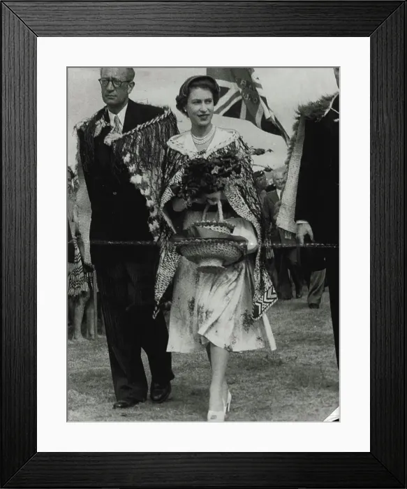 Framed Print : Gifts - Queen Elizabeth ***** charming and happy as she leaves a Maroi ceremony at Arawa Park Framed Print : Gifts - Queen Elizabeth ***** charming and happy as she leaves a Maroi ceremony at Arawa Park