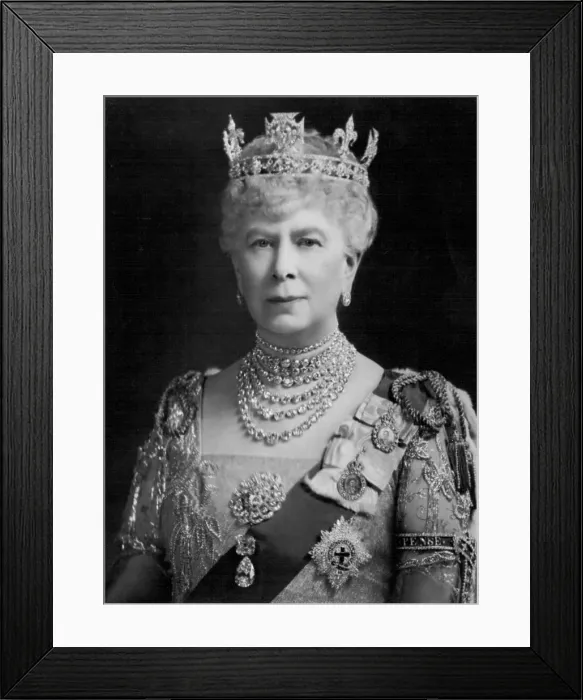 Framed Print : Queen Mary - Portraits - Royalty. August 01, 1938. (Photo by Hay Wrightson) Framed Print : Queen Mary - Portraits - Royalty. August 01, 1938. (Photo by Hay Wrightson)