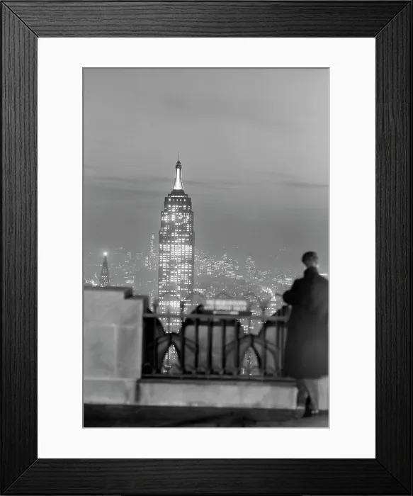 Framed Print : USA, New York State, New York City, View of Manhattan at sunset, Empire State Building in foreground Framed Print : USA, New York State, New York City, View of Manhattan at sunset, Empire State Building in foreground