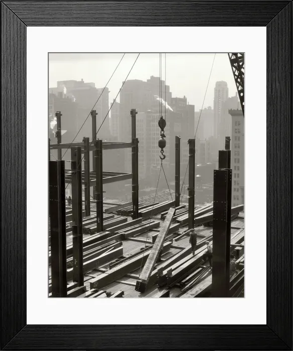 Framed Print : 1930s ELEVATED VIEW OF STEEL I BEAMS BEING LIFTED DURING CONSTRUCTION OF SKYSCRAPER BUILDING IN NEW YORK CITY USA Framed Print : 1930s ELEVATED VIEW OF STEEL I BEAMS BEING LIFTED DURING CONSTRUCTION OF SKYSCRAPER BUILDING IN NEW YORK CITY USA