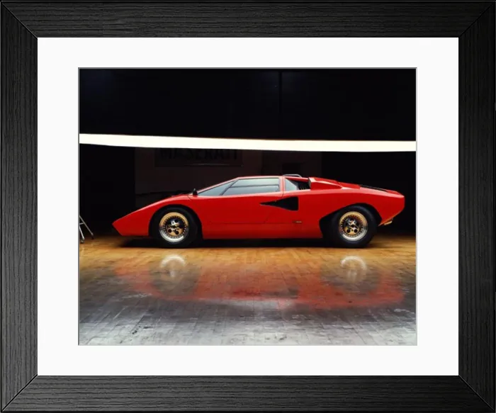 Framed Print : Side profile of a vintage car, Lamborghini Countach LP 400 Framed Print : Side profile of a vintage car, Lamborghini Countach LP 400