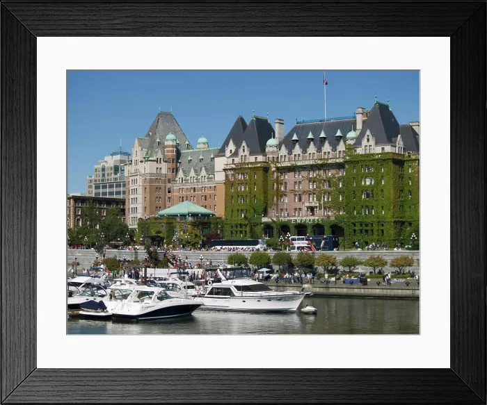 Framed Print : Victoria, Canada. The inner harbour in the hsitoric city of Victoria Framed Print : Victoria, Canada. The inner harbour in the hsitoric city of Victoria