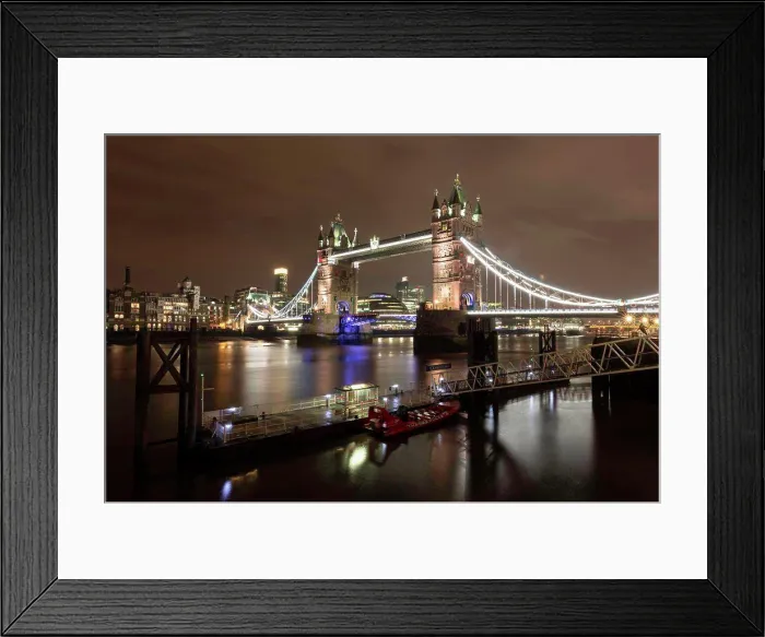 Framed Print : Tower Bridge looking southwest on the River Thames, London, England