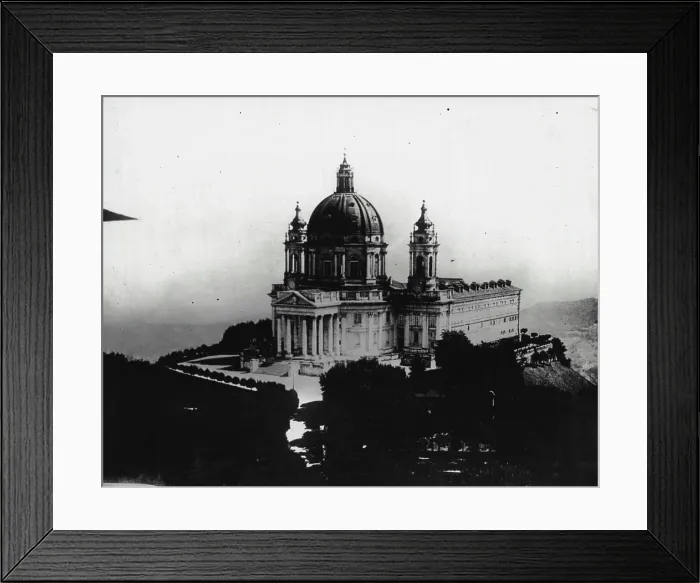 Framed Print : An aerial photograph of the Basilica di Superga