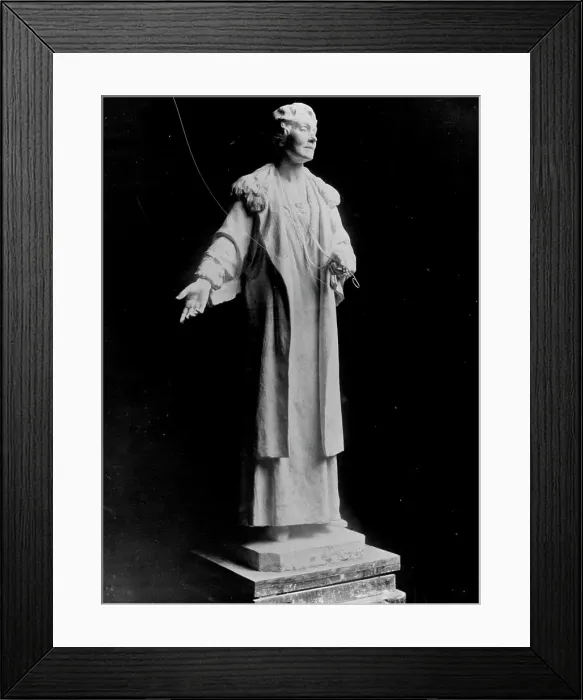 Framed Print : Mrs. Pankhurst StatueThe statue of Mrs Framed Print : Mrs. Pankhurst StatueThe statue of Mrs