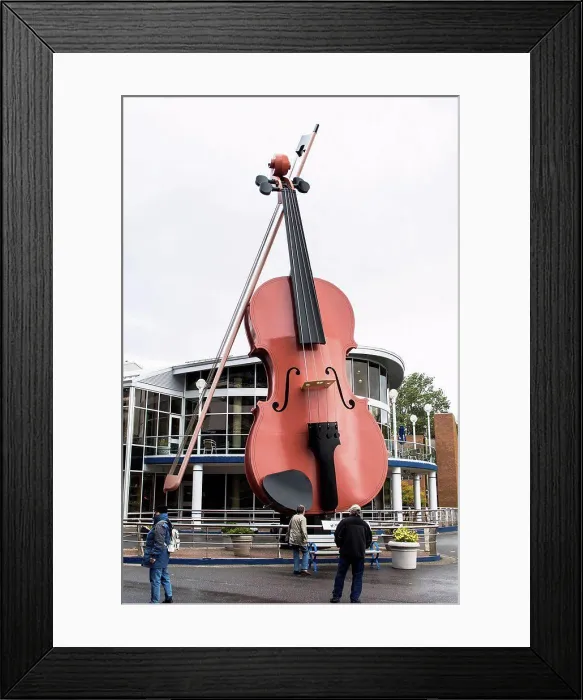 Framed Print : The Big Fiddle, 18-m-high stylised violin in the harbour area of Sydney in Canada