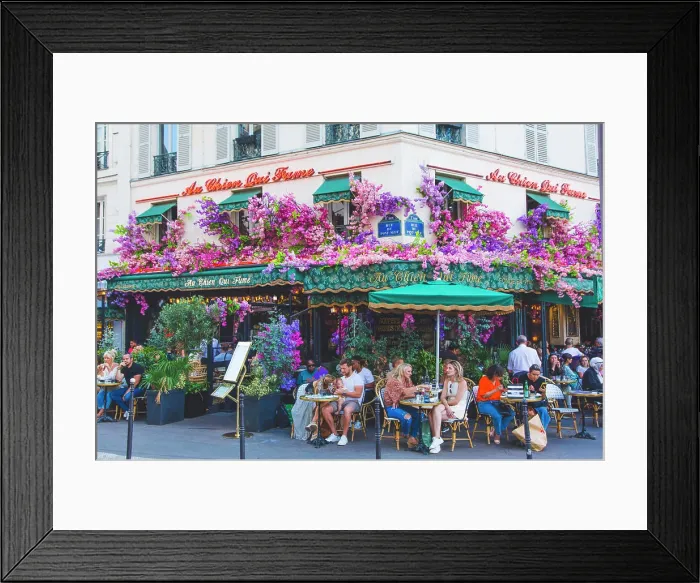 Framed Print : France, Paris, Au Chien Qui Fume, restaurant Framed Print : France, Paris, Au Chien Qui Fume, restaurant