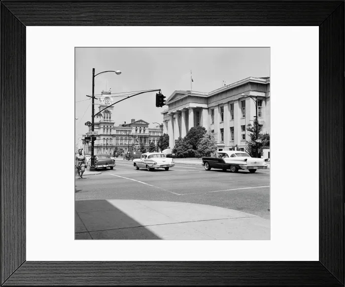 Framed Print : USA, Kentucky, Louisville, Jefferson County Courthouse with City Hall in background