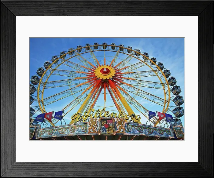 Framed Print : Ferris wheel at the Hamburger Dom fair, Winterdom 2013, Heiligengeistfeld, St. Pauli, Hamburg, Germany, Europe Framed Print : Ferris wheel at the Hamburger Dom fair, Winterdom 2013, Heiligengeistfeld, St. Pauli, Hamburg, Germany, Europe