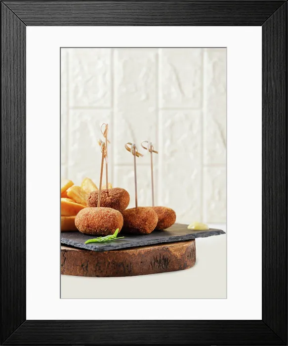Framed Print : Snack of ham croquettes and chips ready to eat Framed Print : Snack of ham croquettes and chips ready to eat