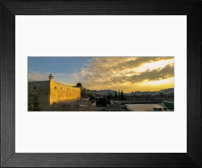 Framed Print : Israel, Jerusalem. Sunrise over the West Wall of the Temple Mount