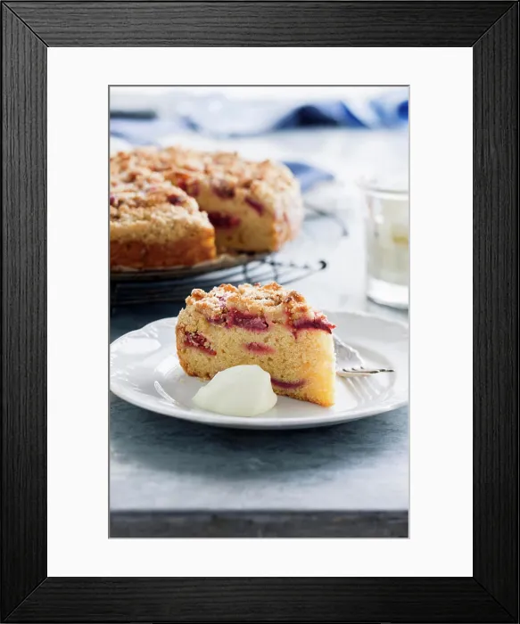 Framed Print : Rhabarber-Vanille-Kuchen Framed Print : Rhabarber-Vanille-Kuchen