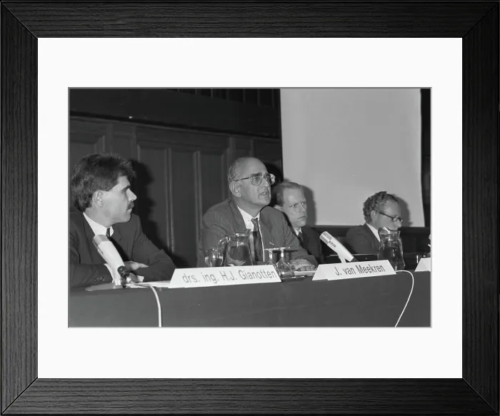 Framed Print : Anefo photo collection. Assignment audit magazines; Mitex. November 14, 1988