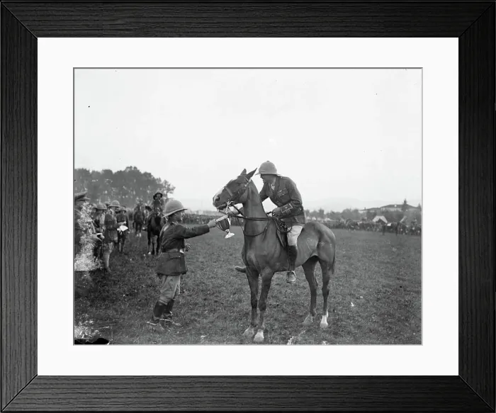 Framed Print : Ministry of Information First World War Official Collection General the Earl of Cavan Framed Print : Ministry of Information First World War Official Collection General the Earl of Cavan