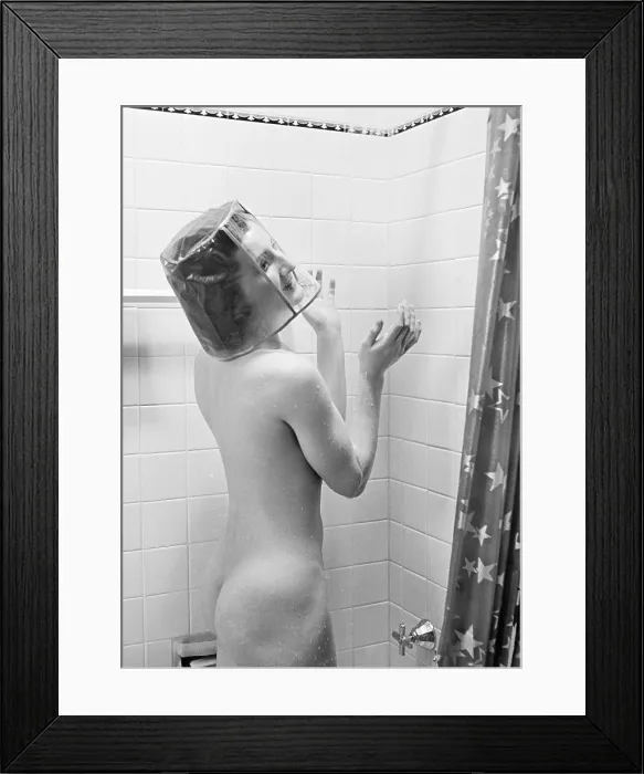 Framed Print : 1930s NUDE WOMAN IN SHOWER WEARING SHOWER CAP THAT COVERS HER ENTIRE HEAD Framed Print : 1930s NUDE WOMAN IN SHOWER WEARING SHOWER CAP THAT COVERS HER ENTIRE HEAD